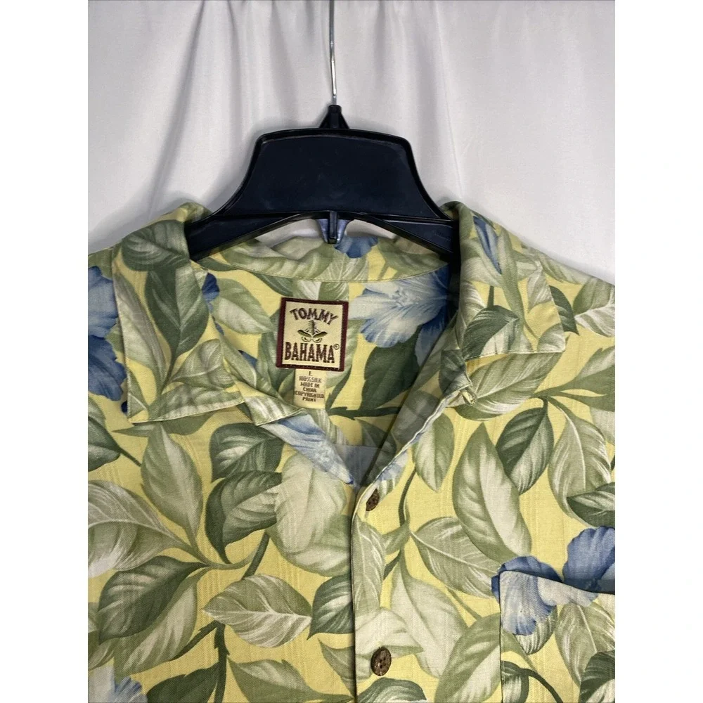 Tommy Bahama Camp Shirt Mens L Yellow Blue Hibiscus Silk Floral Short Sleeve Exc